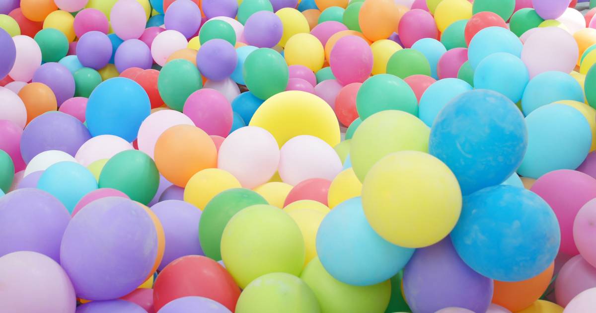 03ea5ac8-ead1-32a0-aedc-9b2f37828767 Does Walmart blow up balloons Yes, Read This first!